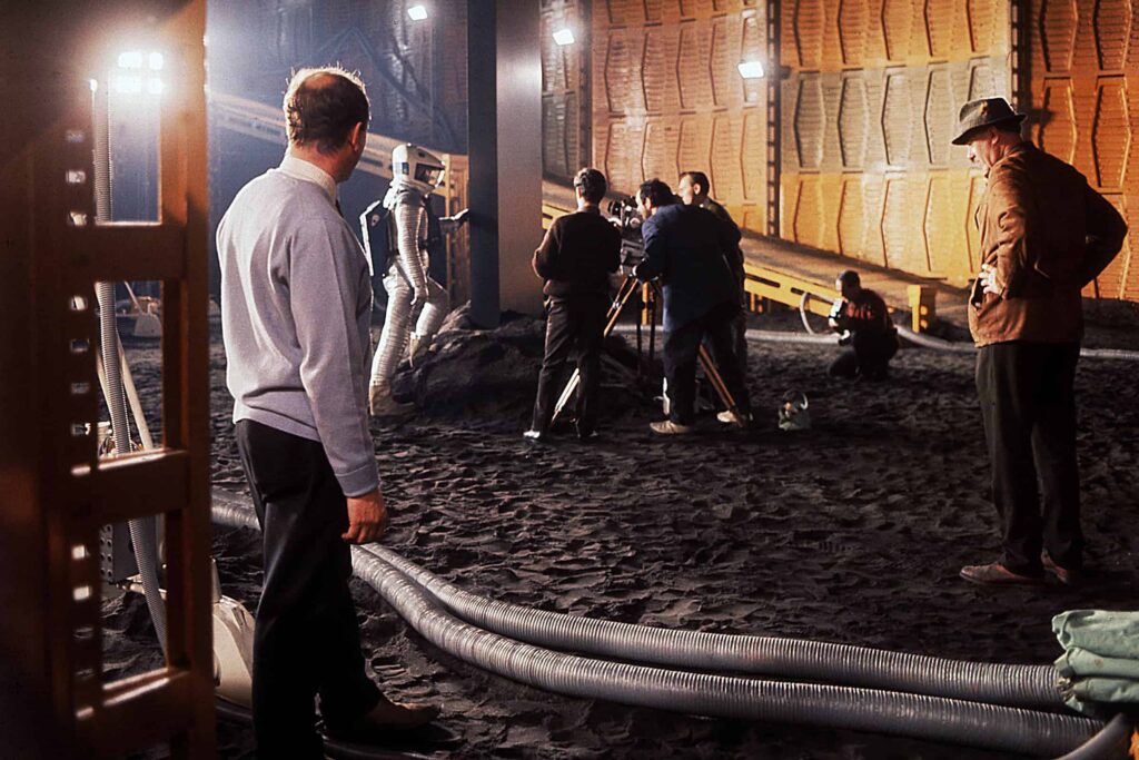 Is the Earth Actually Flat? 42 Reasons for Flat Earth Theory