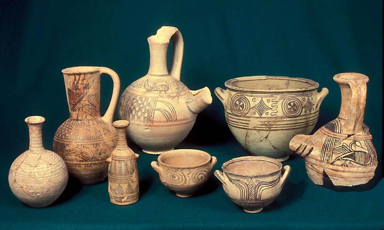 https://sciencesensei.com/wp-content/uploads/2019/07/philistine-pottery.jpg
