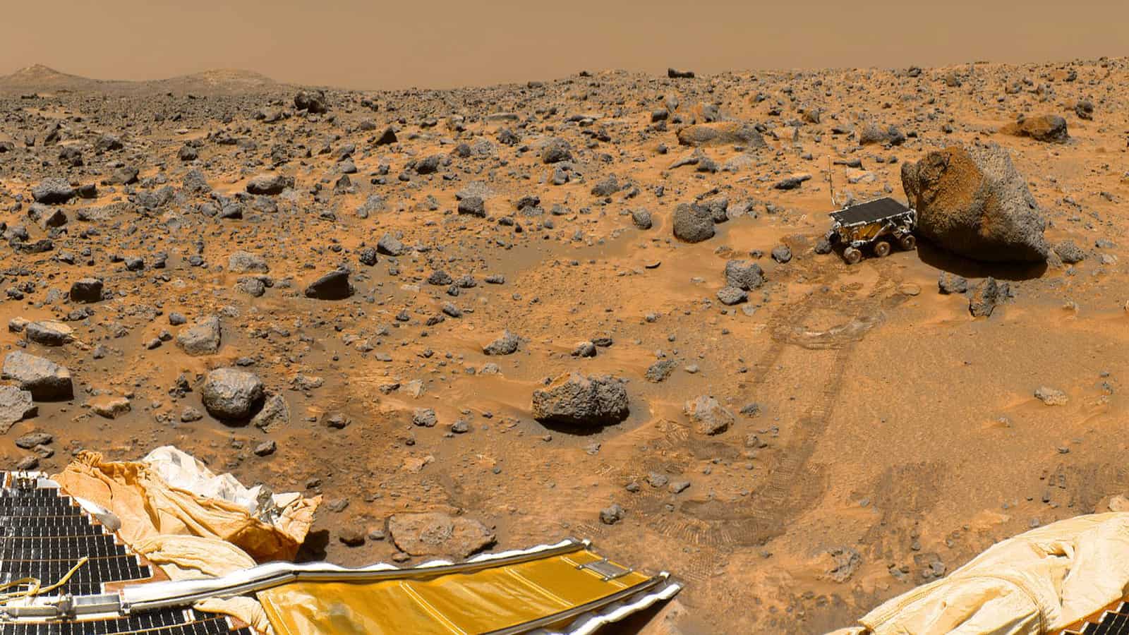 33 Out of this World Mars Finds!