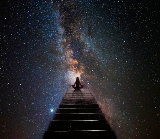 Online Products All At-Home Astrologers Will Adore