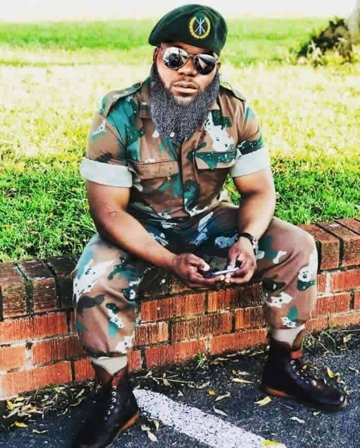 30+ Ridiculous Instagram Editing Fails That Exposed Fake Pictures