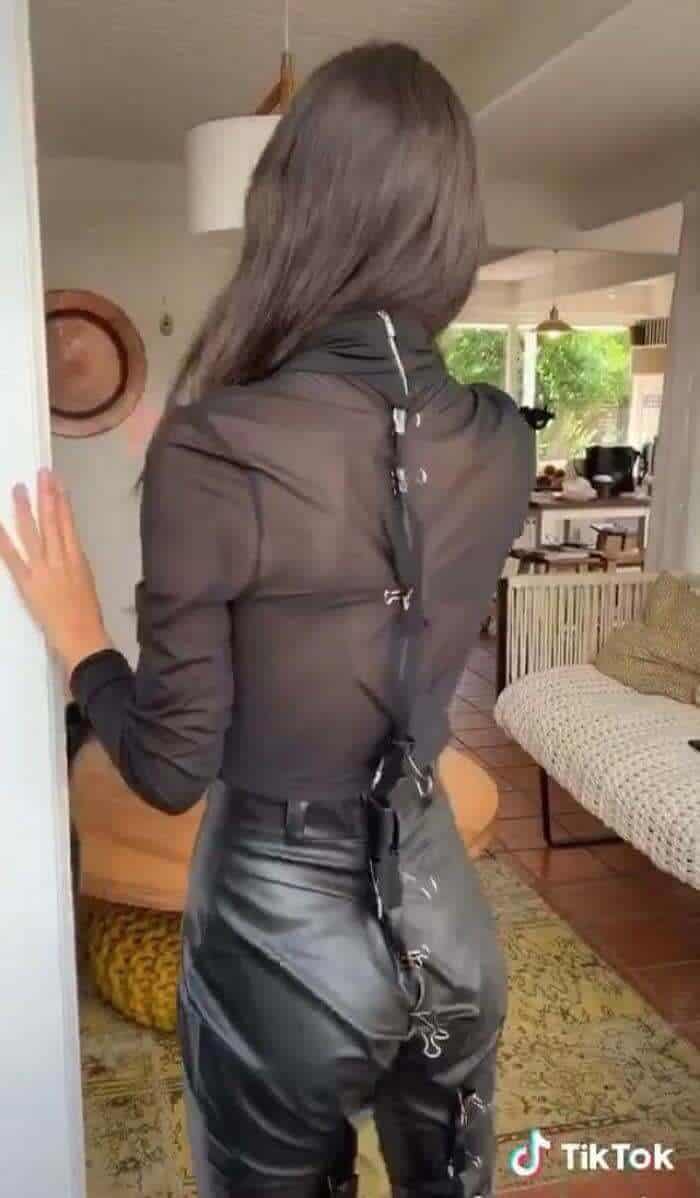 30+ Ridiculous Instagram Editing Fails That Exposed Fake Pictures