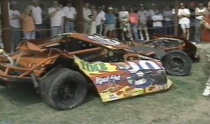 Horrifying Accidents People Actually Walked Away From