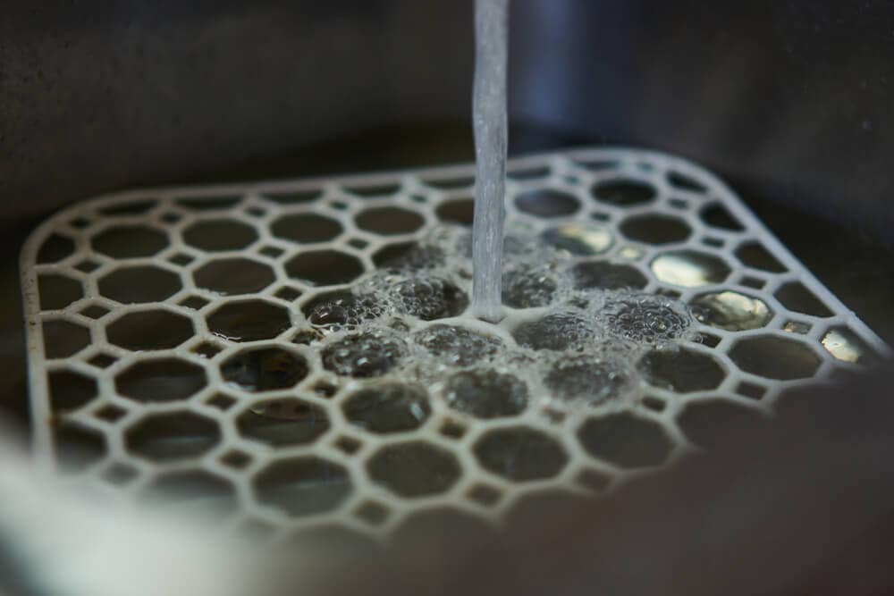 45 Items That Belong to the Landfill and Not in Your Apartment