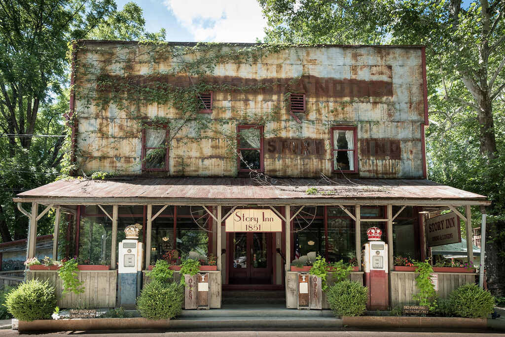 40+ Of The Most Haunted Places In The US That You Don&#8217;t Want To Visit