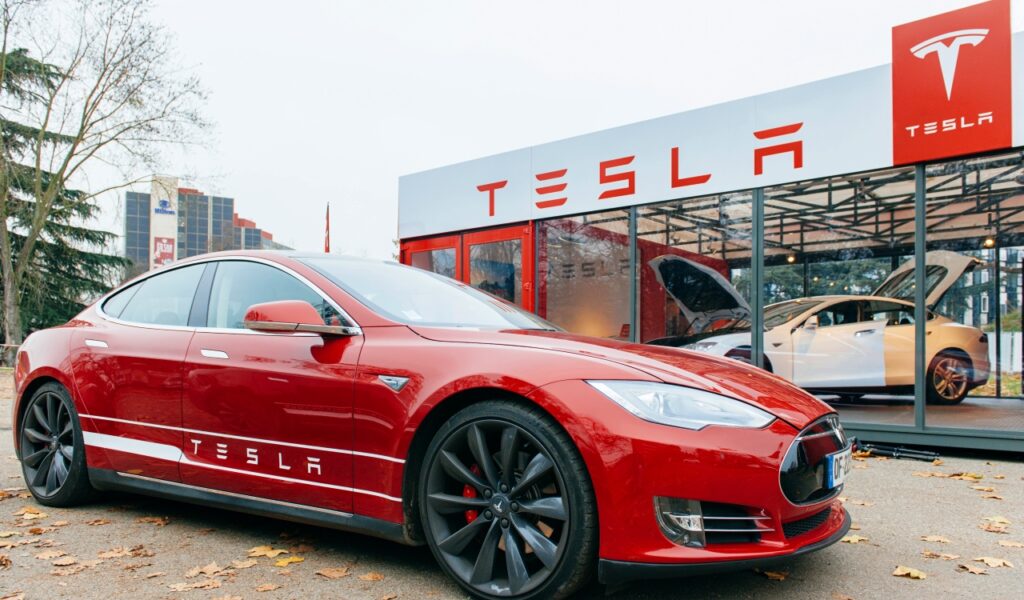 15 Reasons Why Tesla’s Cybertruck Has Been Such a Flop