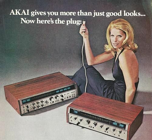 We’re Rolling Our Eyes At How Ridiculous these Vintage Technology Ads Are