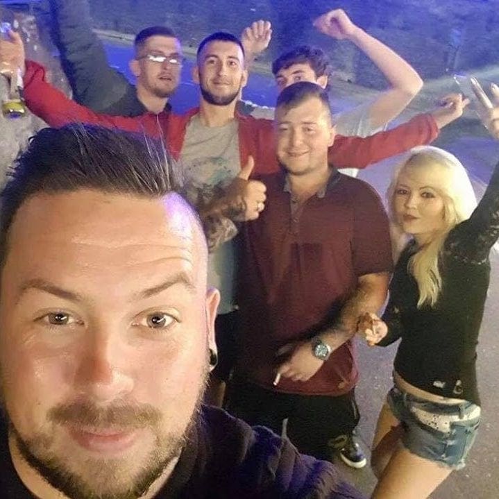 Urban Explorers Go Inside Pink Floyd’s Abandoned Mansion