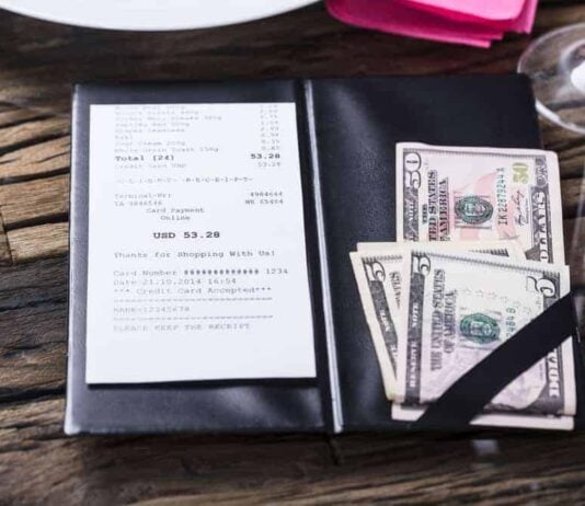 40 Signs That Reveal Someone Is Middle Class