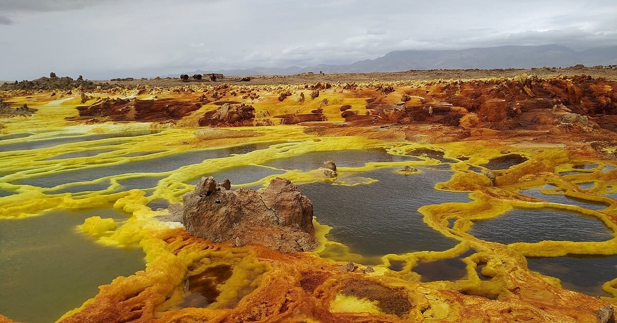 Alien Landscapes on Earth: Unbelievable Photos of Otherworldly Places