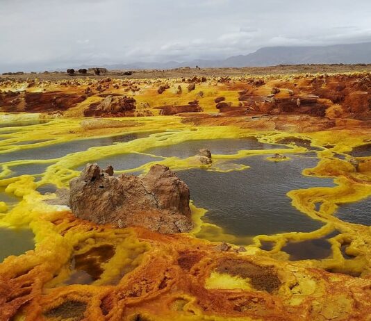 Alien Landscapes on Earth: Unbelievable Photos of Otherworldly Places