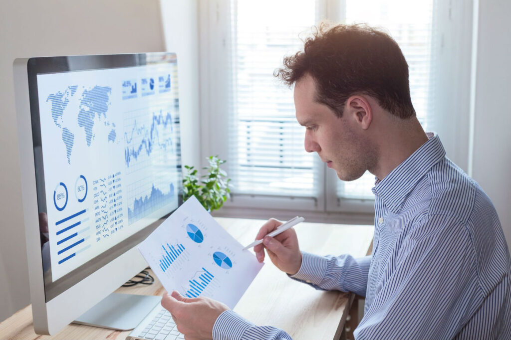 AI’s Hit List: Top 28 Jobs Most Likely to Vanish in the Next Five Years