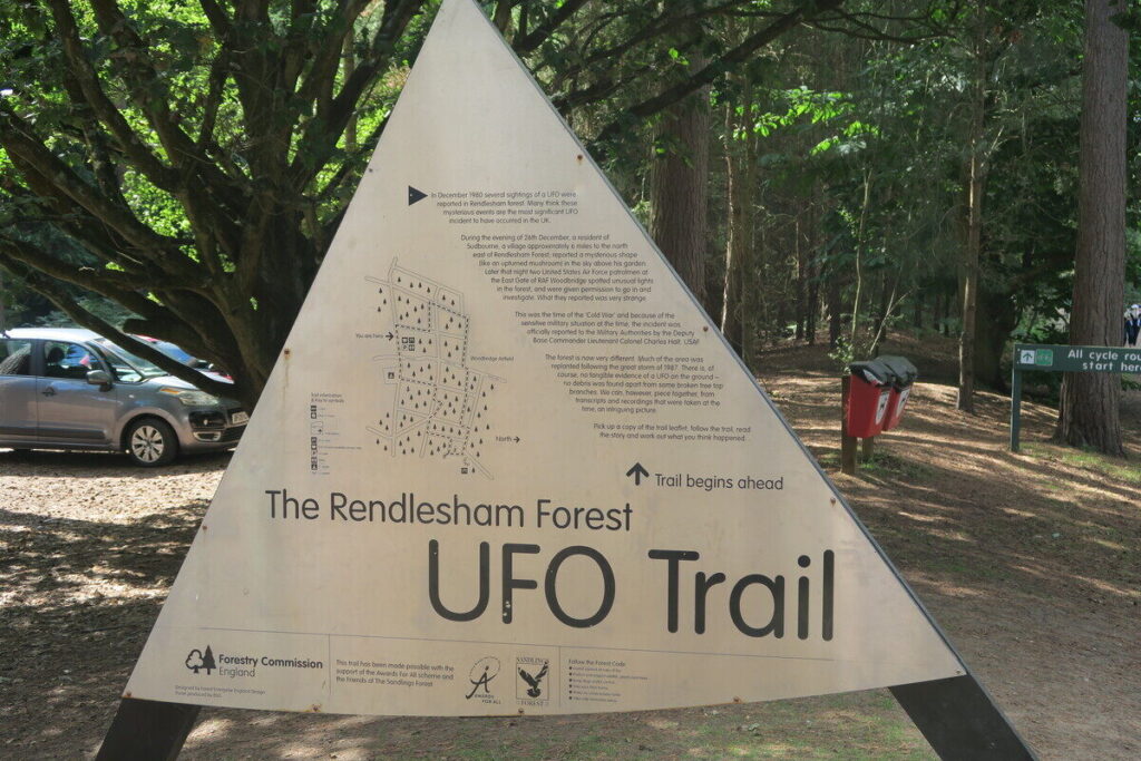 Could These 27 Unsolved Mysteries Be Proof of Alien Life?