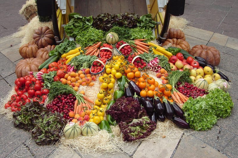 Centenarians Reveal What They’ve Been Eating to Stay Healthy for Over a Century