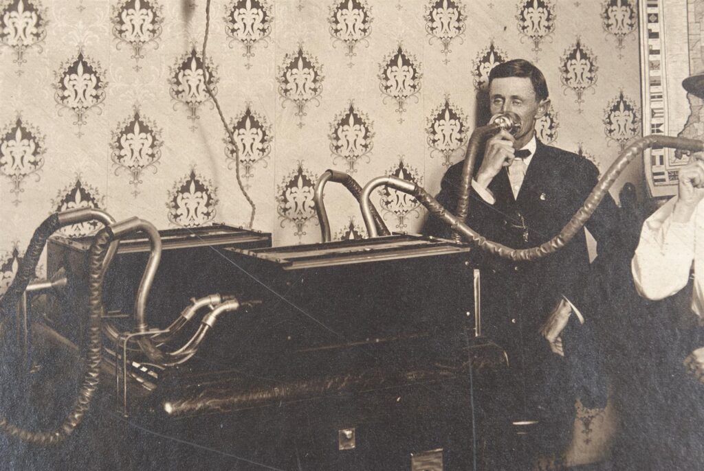 40 Popular Things That Were Invented for Totally Different Purposes