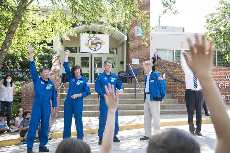 The Dark Side of Space Travel: What Astronauts Really Endure Behind the Glamour