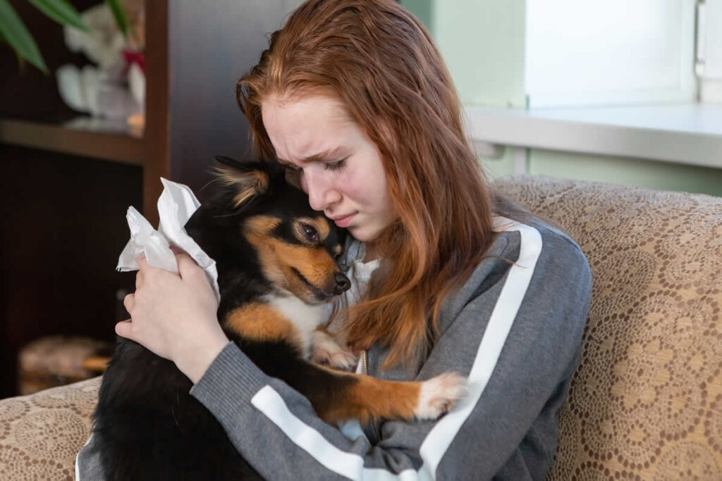 Pet Empathy Revealed: 25 Scientific Discoveries About How Cats and Dogs Read Your Feelings