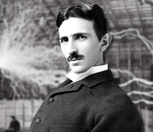 39 Famous Historical Figures Who May Be Autistic, According to Modern Psychologists
