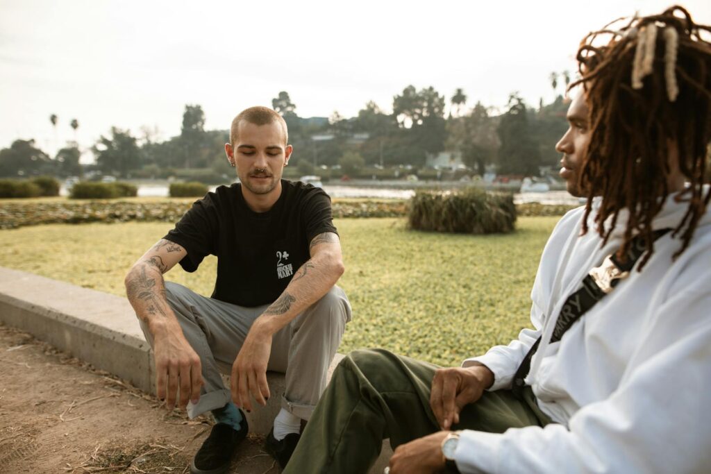 21 Ways to Be a Better Friend, According to Experts