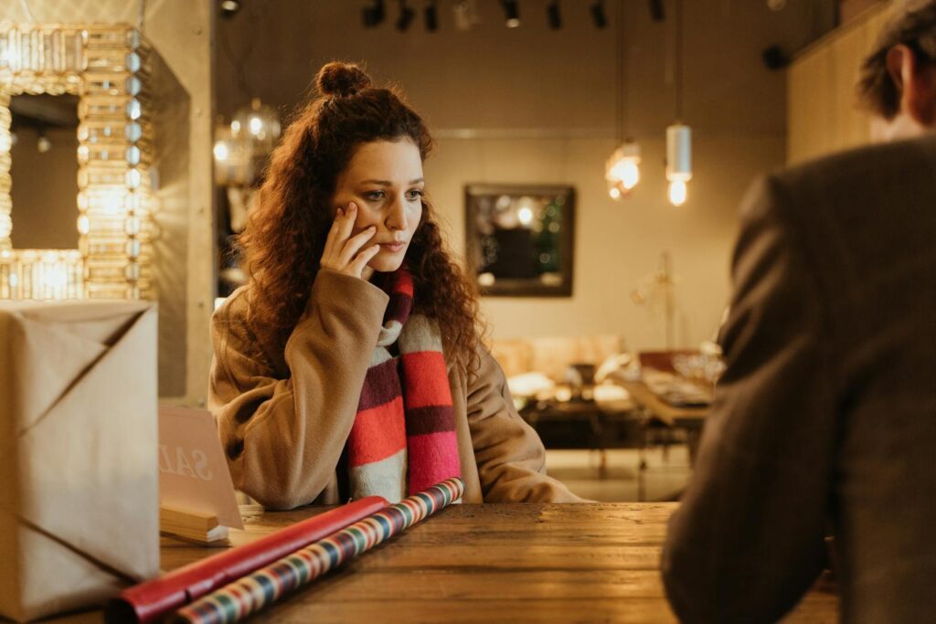 12 Friendship Hacks to Make New Connections as an Adult—and 12 You Need to Stop Doing