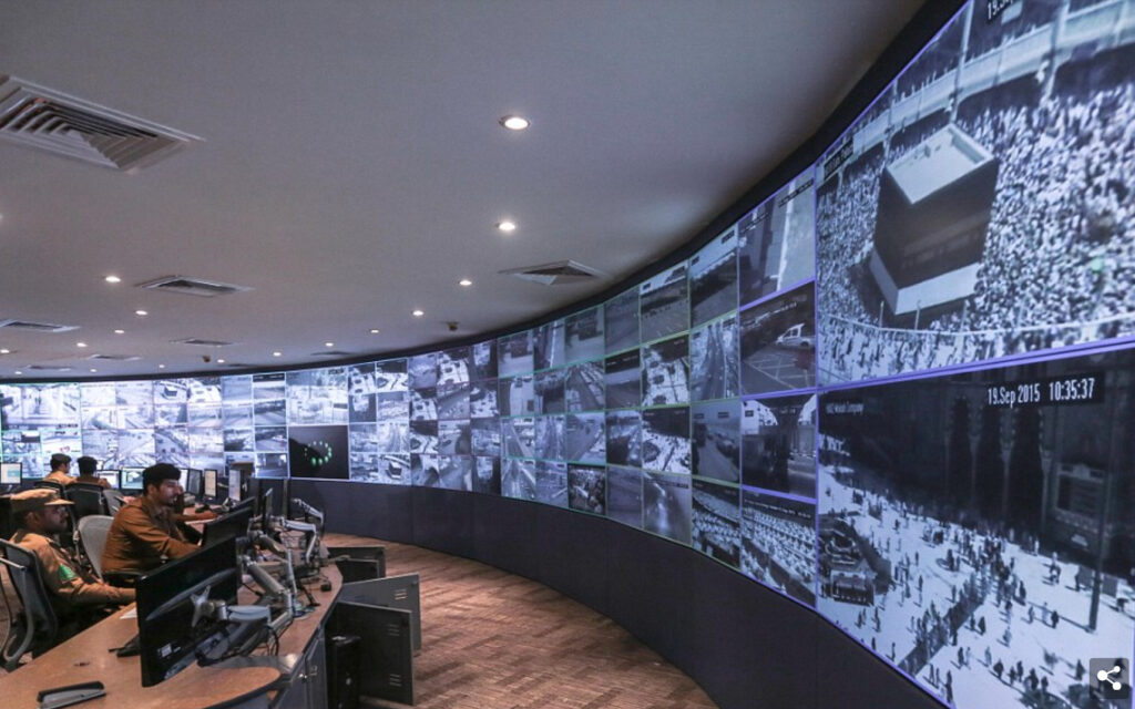 30 Classified Spy Gadgets The Government Never Wanted Public