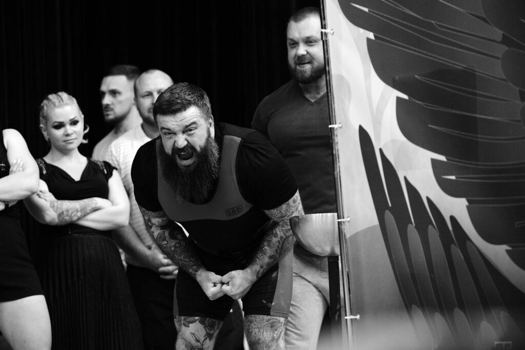 21 Ways to Be a Better Friend, According to Experts