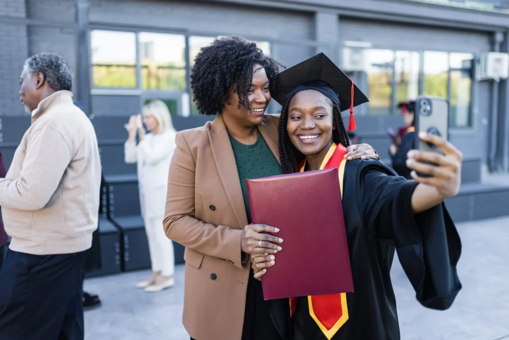 Scientists Confirm: Intelligence Comes From Mothers, Height From Fathers