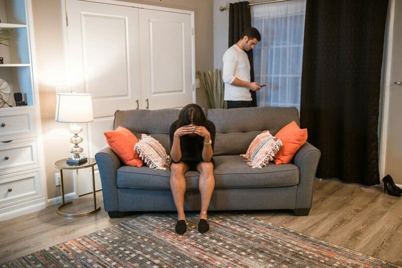 I’ve been a couples therapist for 20 years: Any of these 22 phrases is a red flag in relationships