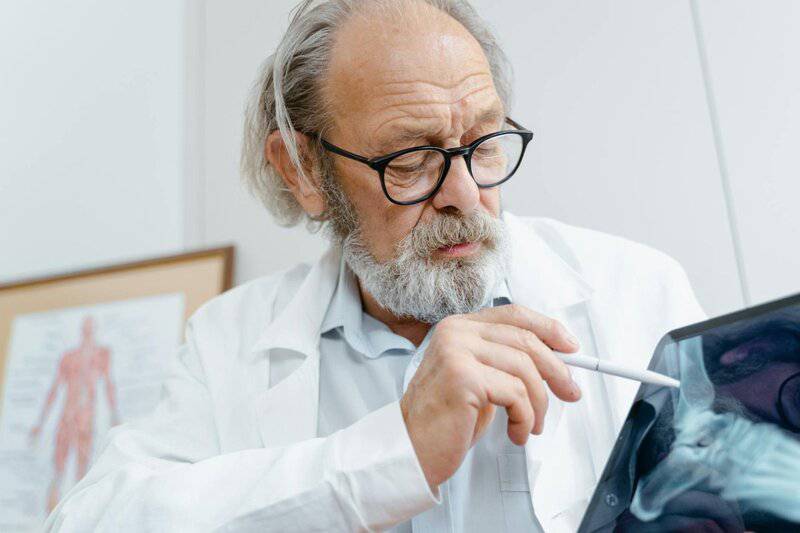 Human Lifespans Keep Increasing &#8211; and Scientists Say They&#8217;re Not Slowing Down Anytime Soon