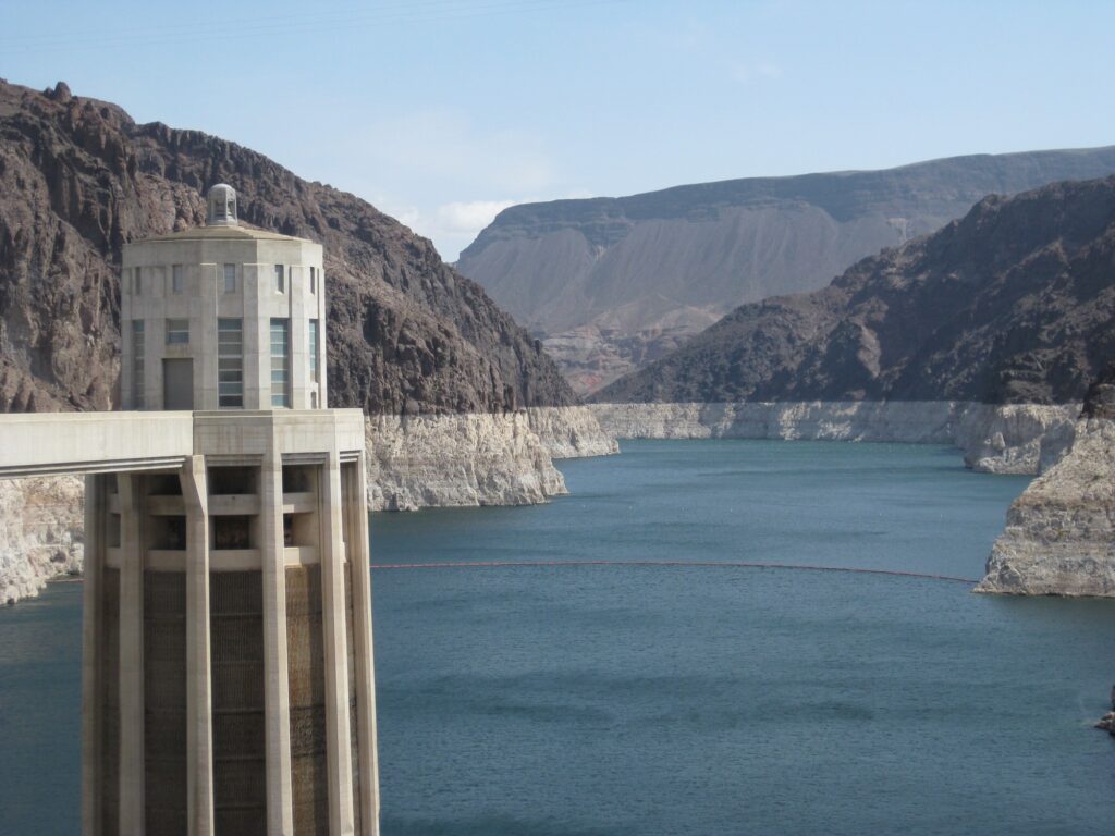 Experts Warn: 2025&#8217;s First Heat Wave Could Break Records and Send People to Hospitals