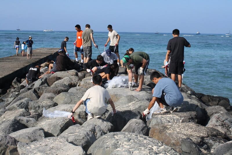 I&#8217;m a Marine Biologist—Here Are 28 Shocking Things I&#8217;ve Found in Ocean Plastic