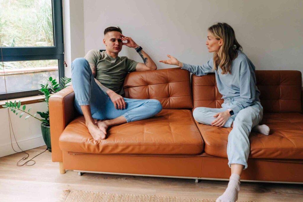 I’ve been a couples therapist for 20 years: Any of these 22 phrases is a red flag in relationships