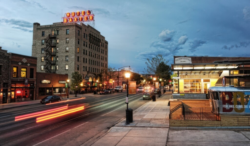 15 Charming Small Towns Attracting Remote Workers in 2025