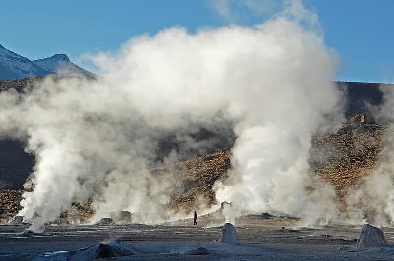 Massive Cavern Discovery Reveals Strange Lake — 21 Secrets Hidden in This Underground Labyrinth