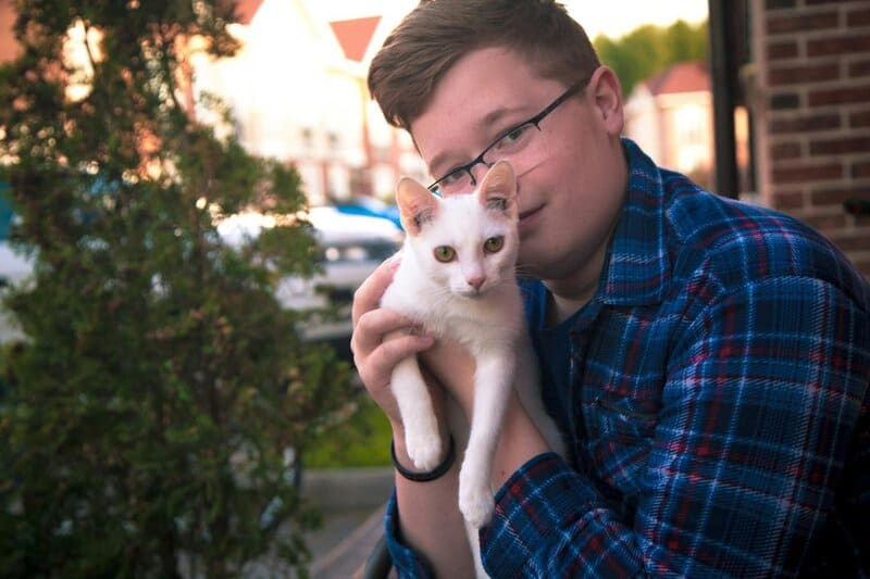 These Popular Cat Myths Are So Wrong, It&#8217;s Actually Dangerous for Your Pet