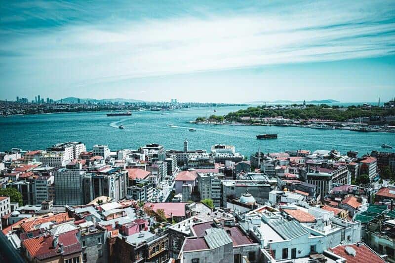 15 Charming Small Towns Attracting Remote Workers in 2025