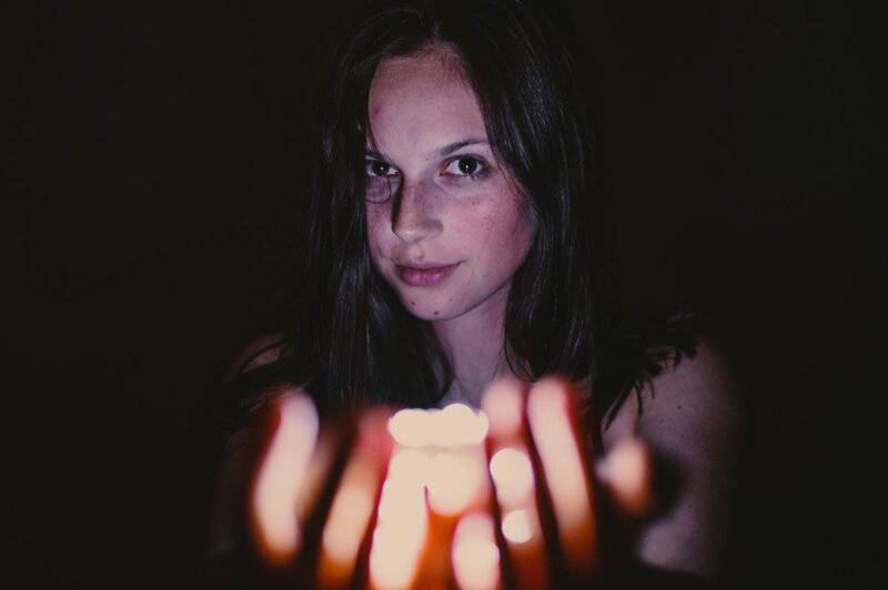 The Science of Attraction Explained — 26 Subconscious Factors That Determine Who You Love