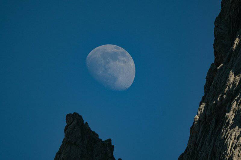 Scientists Discover ‘Hidden Structures’ Deep Beneath the Dark Side of The Moon