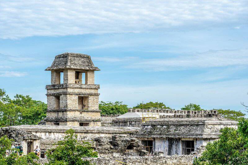 Nearly 3,000-year-old Mayan complex discovered, featuring pyramids and canals