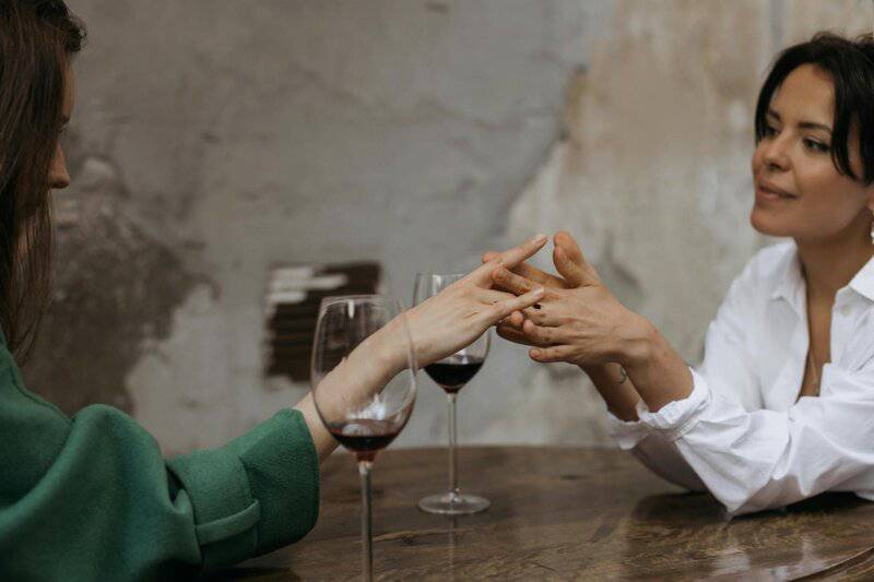 Scientists Confirm What Wine Lovers Always Hoped: 1 Bottle a Week Has Surprising Health Benefits