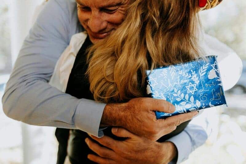 10 Signs You Might Be Struggling With Your Mental Health (And Not Even Realize It)