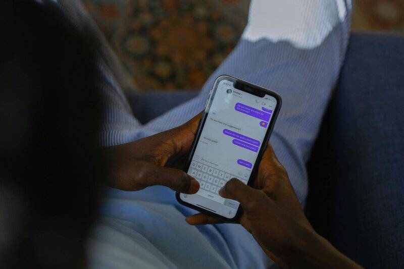 I switched to a &#8216;dumb phone&#8217; for 6 months: Here&#8217;s what happened to my productivity