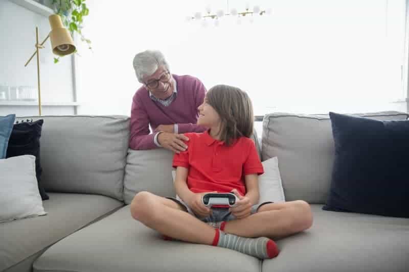 The Rise of Mobile Gaming: Analyzing Its Impact on the Traditional Console Market