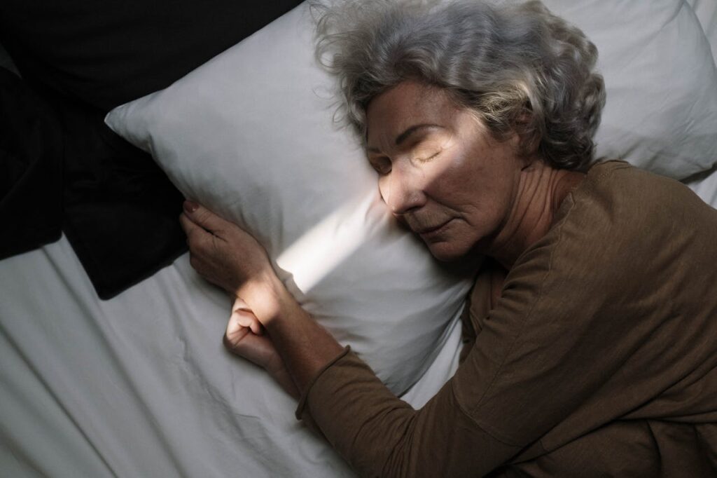 The Science Behind Sleep: How Restful Nights Can Boost Brain Function in Your 60s and Beyond