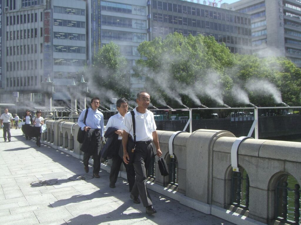 Experts Warn: 2025&#8217;s First Heat Wave Could Break Records and Send People to Hospitals