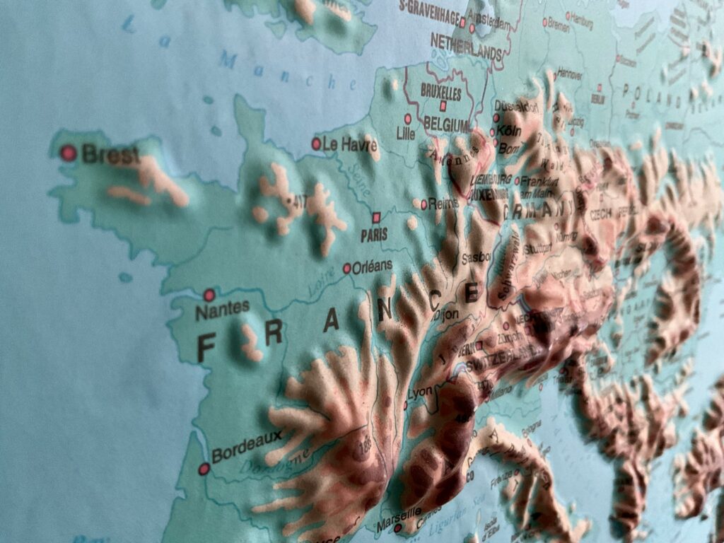 26 Genetic Discoveries That Completely Changed What It Means to Be Human