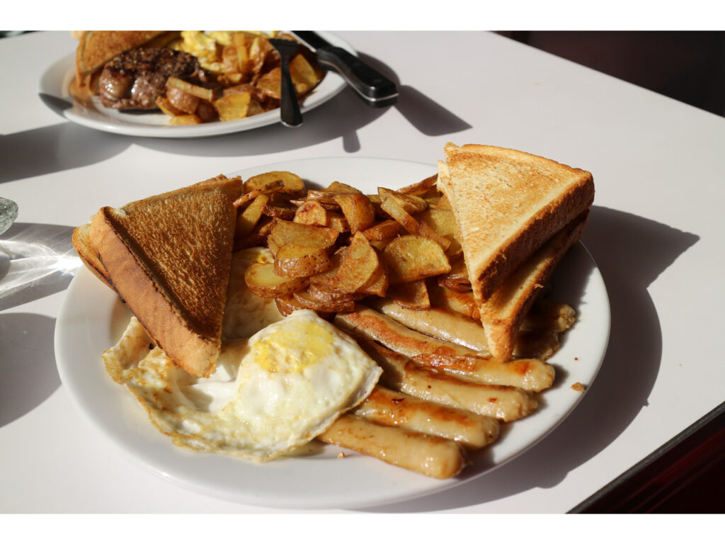 America&#8217;s kids are obese: Experts urge families to watch what they eat