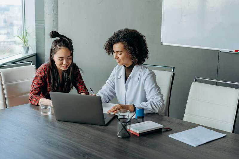 Morning Light Therapy: As Effective as Antidepressants for Beating Winter Depression