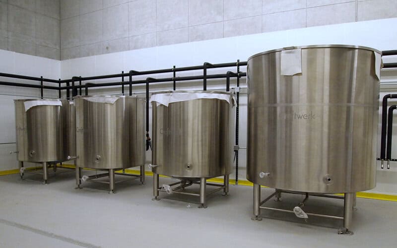 Scientists Discovered How to Make Food From Thin Air (And It Tastes Good)