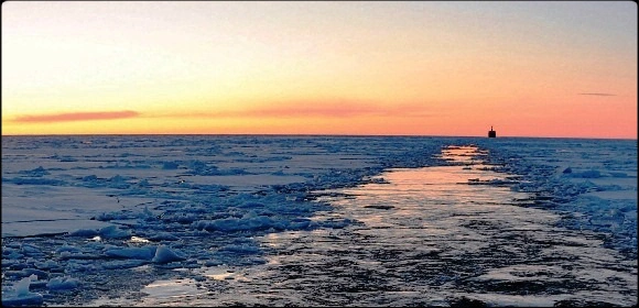 Arctic Gold Rush: Mapping the Polar Region&#8217;s Untapped Resources and Scientific Secrets